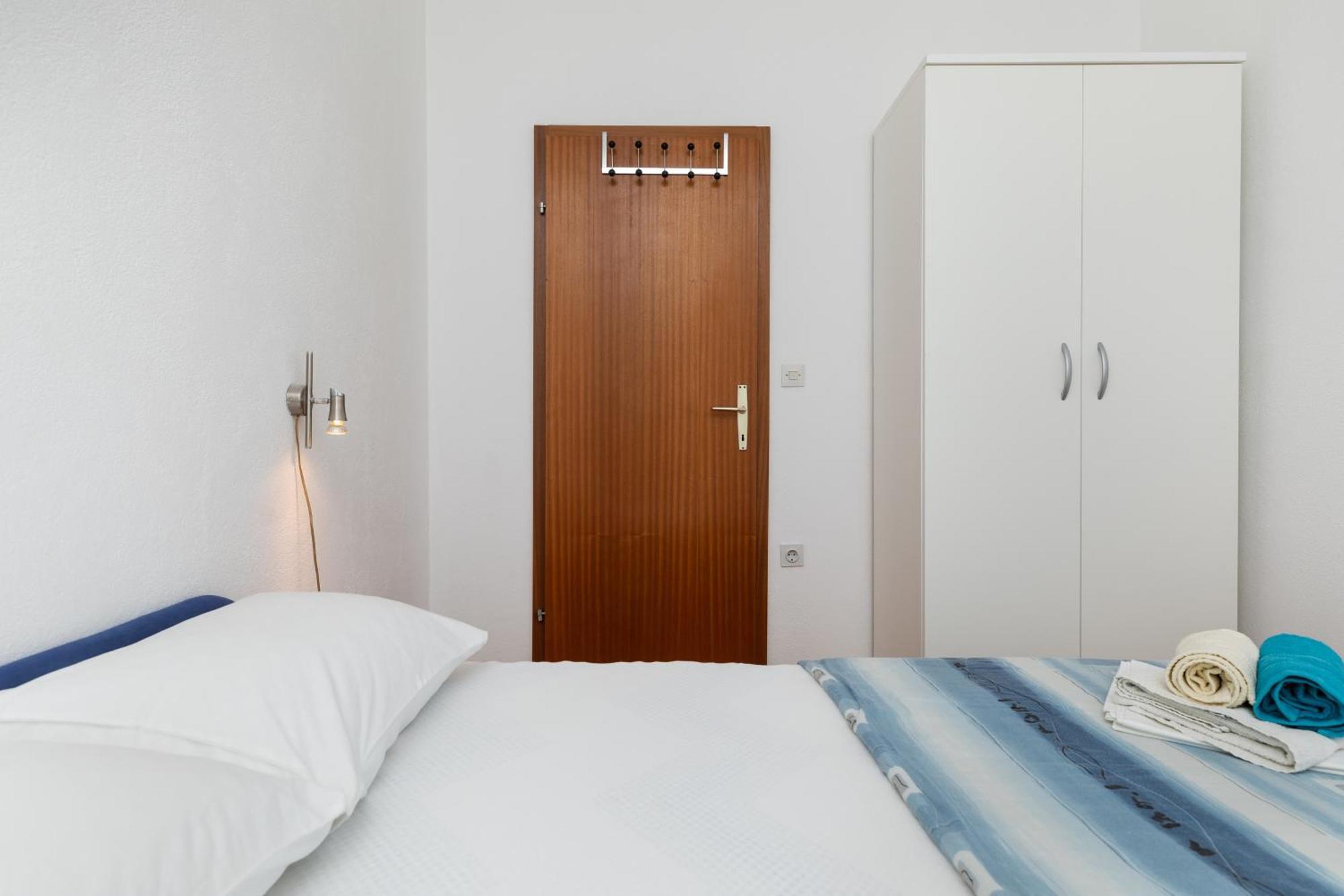Apartments With A Parking Space Pisak, Omis - 5975 Habitación foto